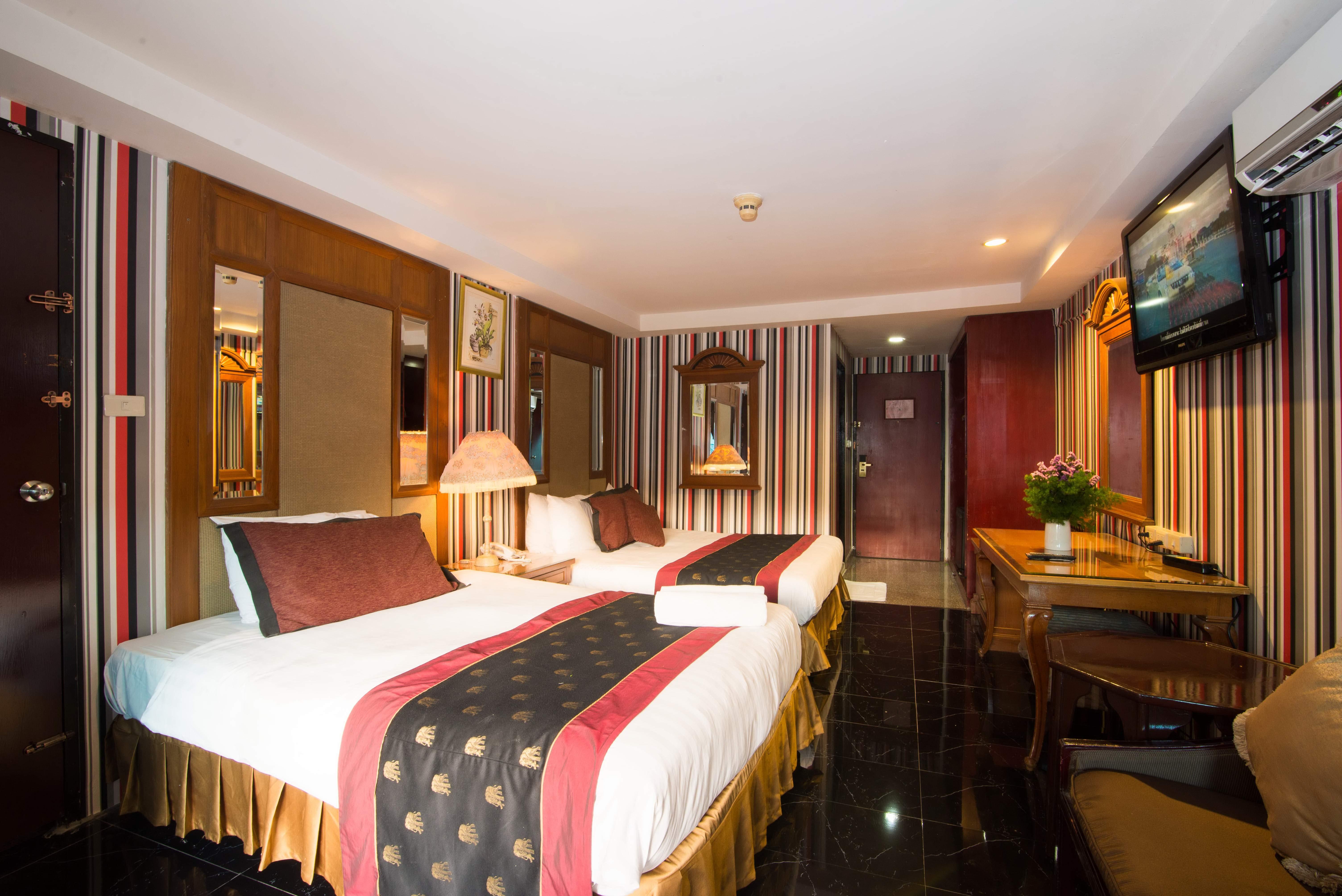 Diamond City Hotel Sha Certified Бангкок Экстерьер фото